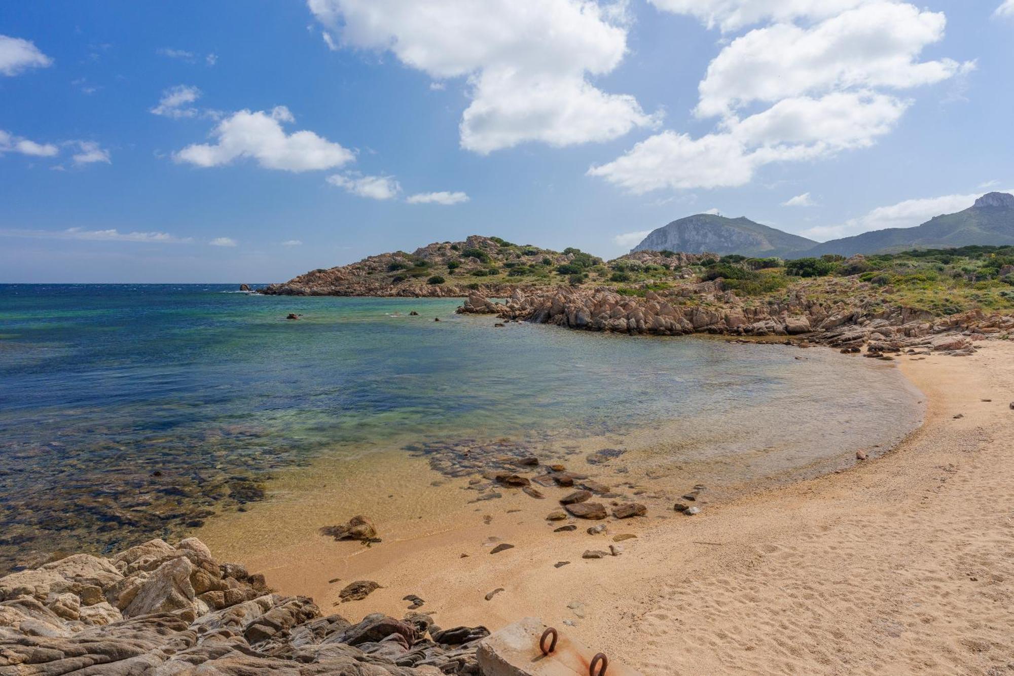 Villa Alfredo Golfo Aranci Eksteriør bilde